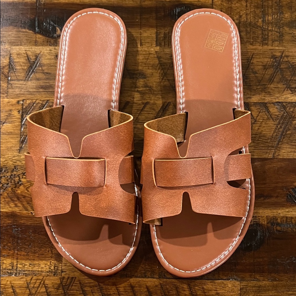 SHEIN Brown Slide Sandals